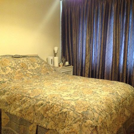 Shepperton Guesthouse Kültér fotó